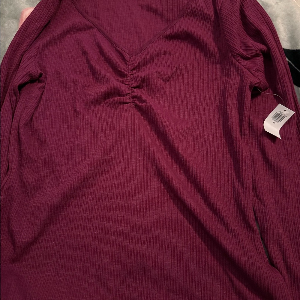 Old Navy Women's Long Sleeve Tee - Berry